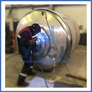 Купить баки и ёмкости из нержавеющей стали от завода УЗСК в Белоруссии