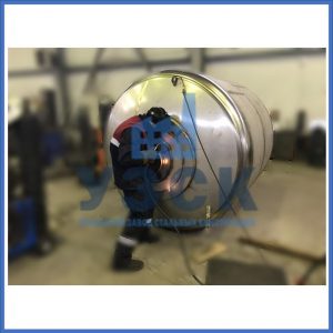 Купить ёмкости и баки из нержавеющей стали от завода УЗСК в Белоруссии